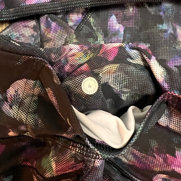 Lululemon Fast and Free Tight II 25" size 4 - Activate Floral Multi - Picture 4 of 4